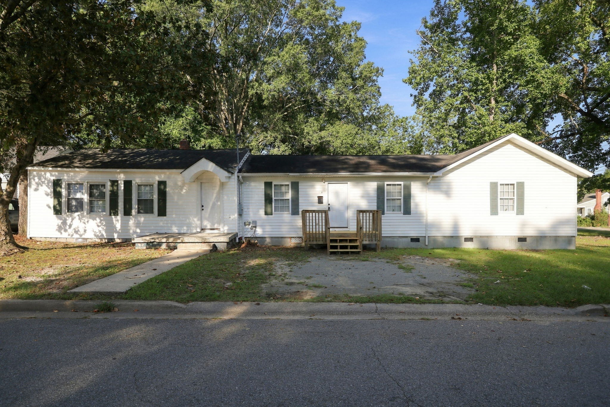 404 South Ash Street